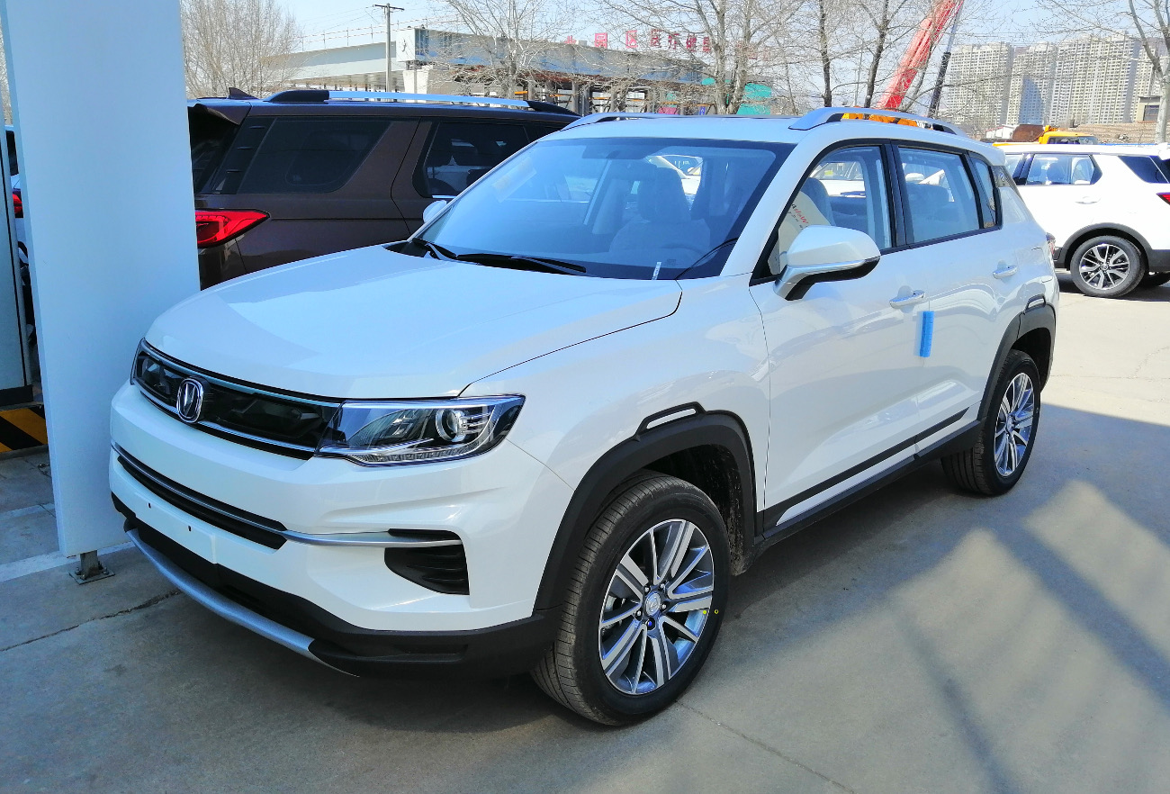 CHANGAN CS35 Plus, CS35 Plus, ранняя версия до рестайлинга января 2021 года, автомобиль в Хух-Хото, Внутренняя Монголия, Китай