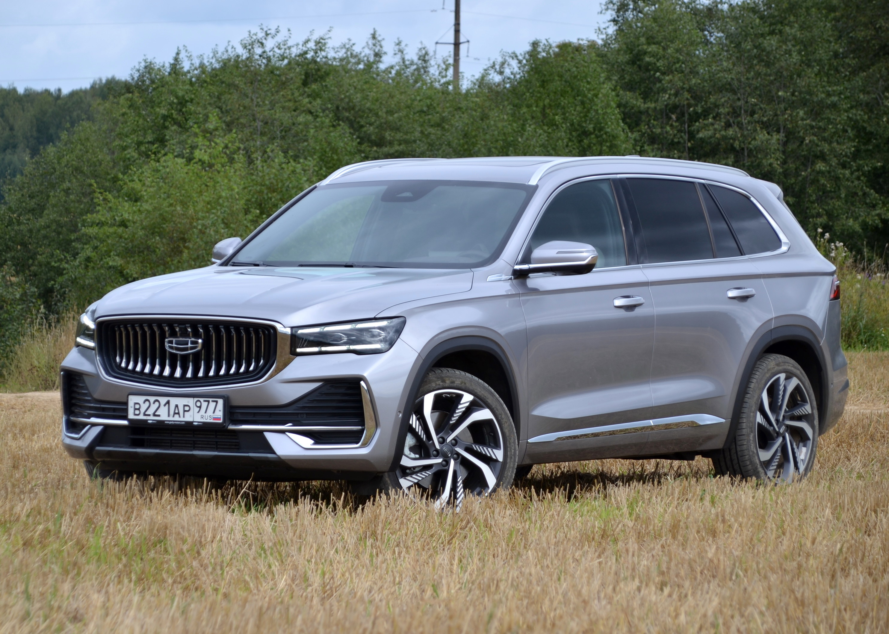 Geely Monjaro, I, официальный российский автомобиль 2023 года
