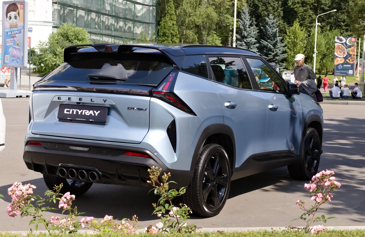 Geely Cityray на выставке в Москве, июль 2026 года